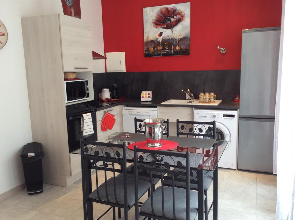 La Colombine Apartment Sainte-Colombe  Ngoại thất bức ảnh