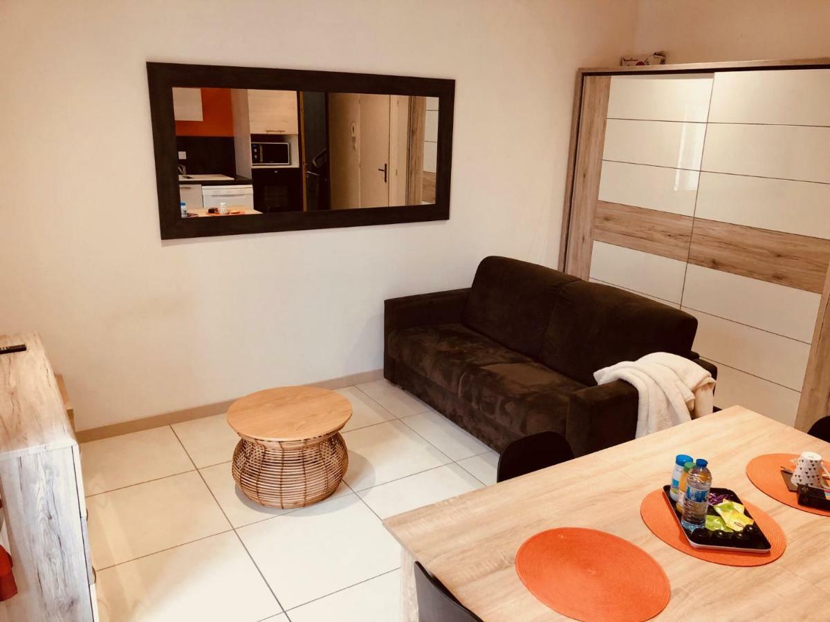 La Colombine Apartment Sainte-Colombe  Ngoại thất bức ảnh